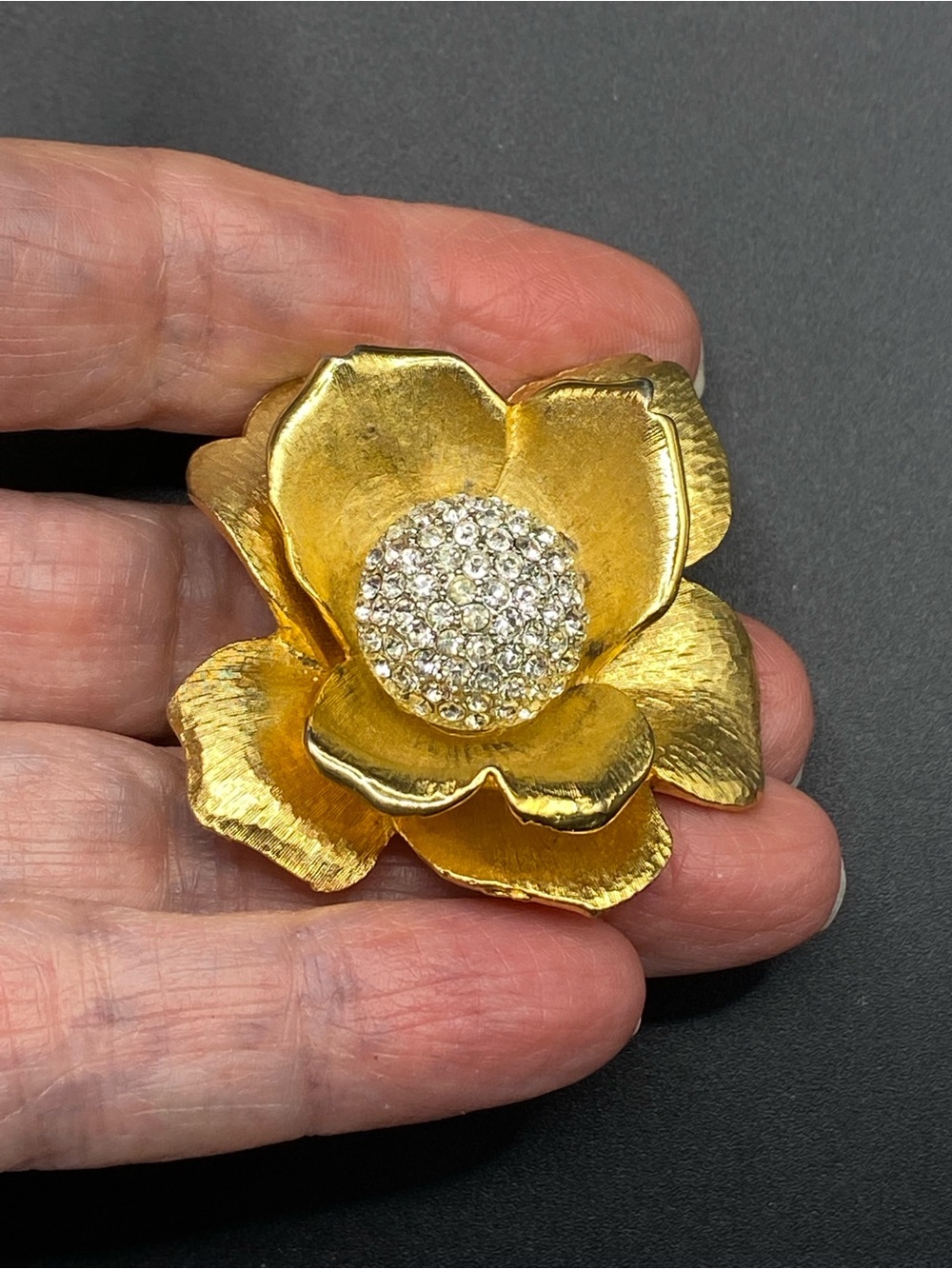 Trembler Floral Rhinestone Pave Vintage Brooch Gold Tone